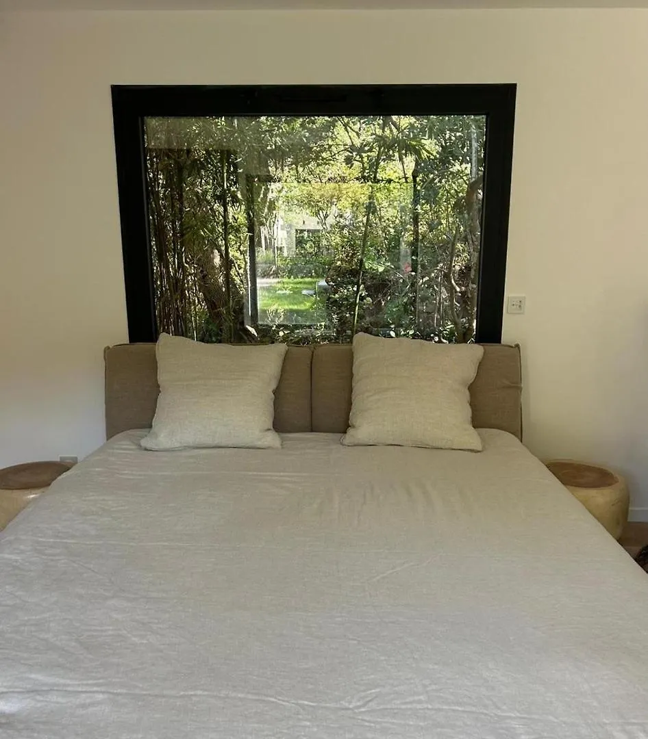 Villa Florence - Art De Vivre Sur Les Hauteurs Sollies-Ville 0*,  France